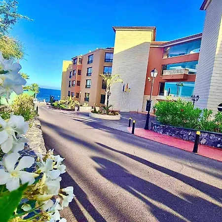 Best4u Nautico Apartament *