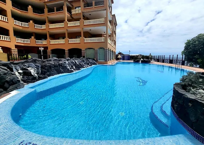 Best4u Nautico Apartment *