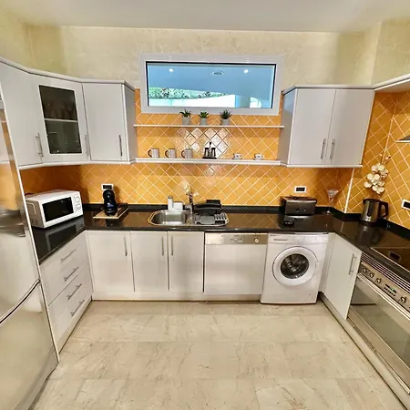 Best4u Nautico * San Miguel de Abona